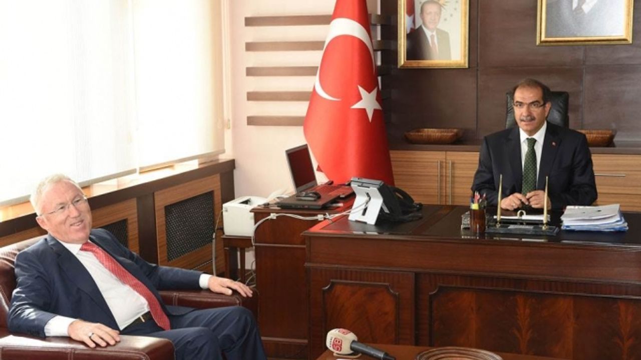 Türkiye Cumhuriyeti  Tokyo Büyükelçisi Mercan, Vali Demir'i Ziyaret Etti
