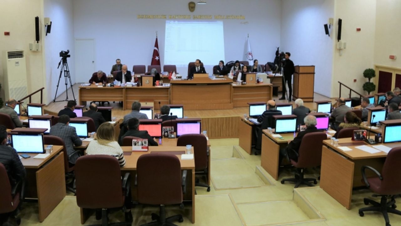 Uşak Belediyesi Ertuğrul Gazi İmam Hatip Ortaokulu İçin Yeni Alan Tahsis Etti