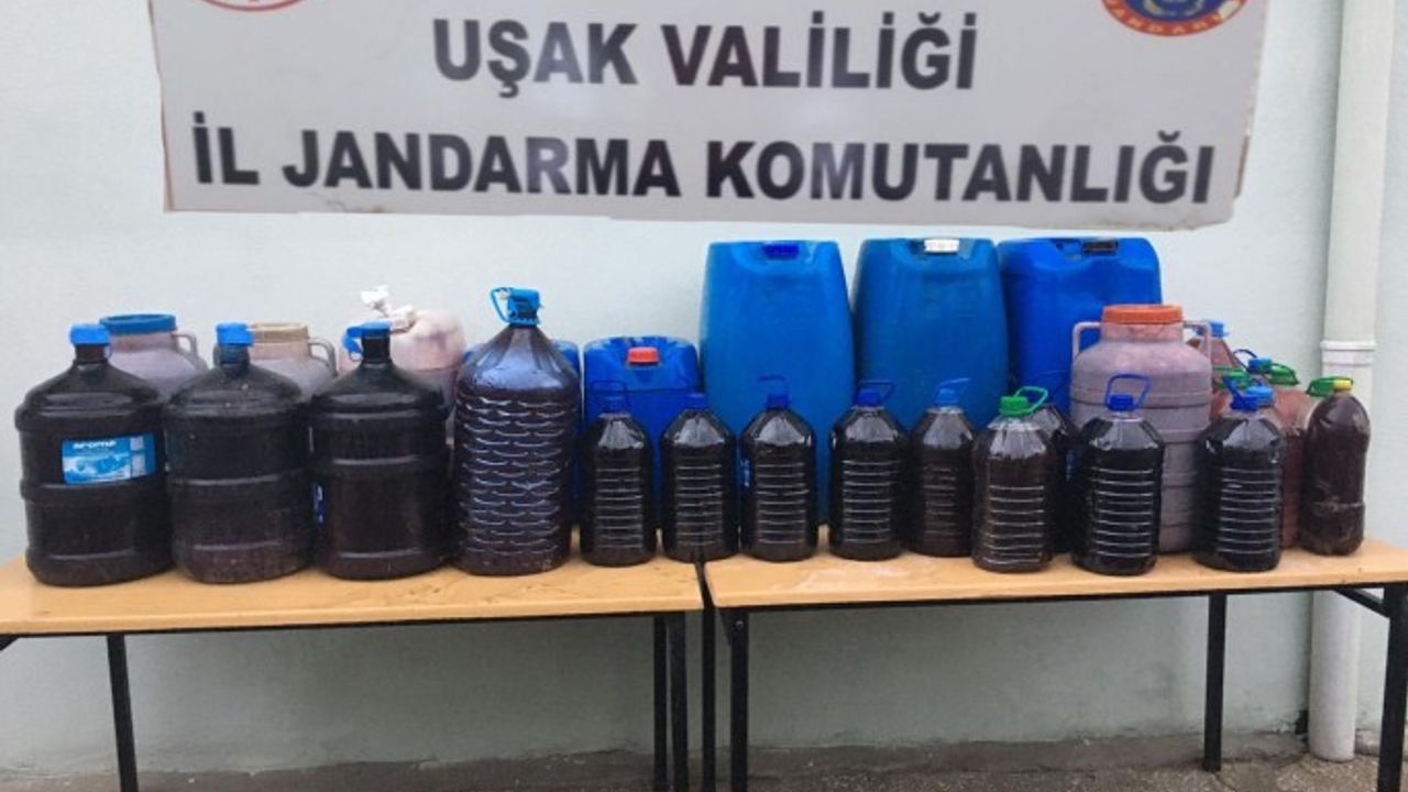 Uşak'ta 460 Litre El yapımı Şarap Ele Geçirildi