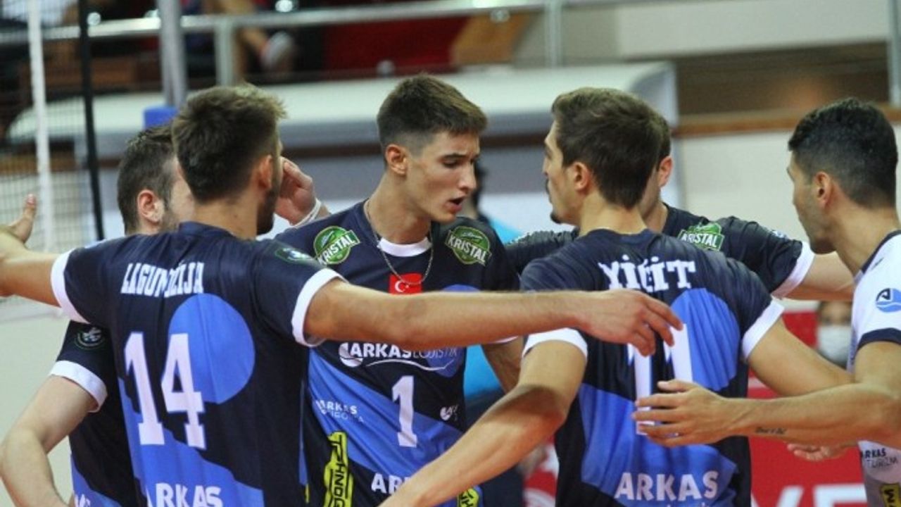 6. TSYD İzmir Voleybol Turnuvası: Arkas Spor: 3 - İnegöl Belediyespor: 0