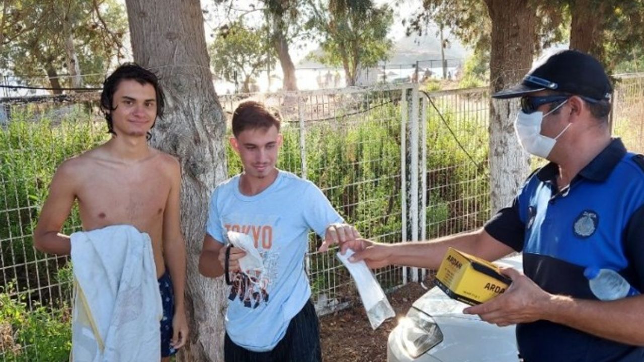 Bodrum Zabıtası bir haftada 5 bin 500 maske dağıttı