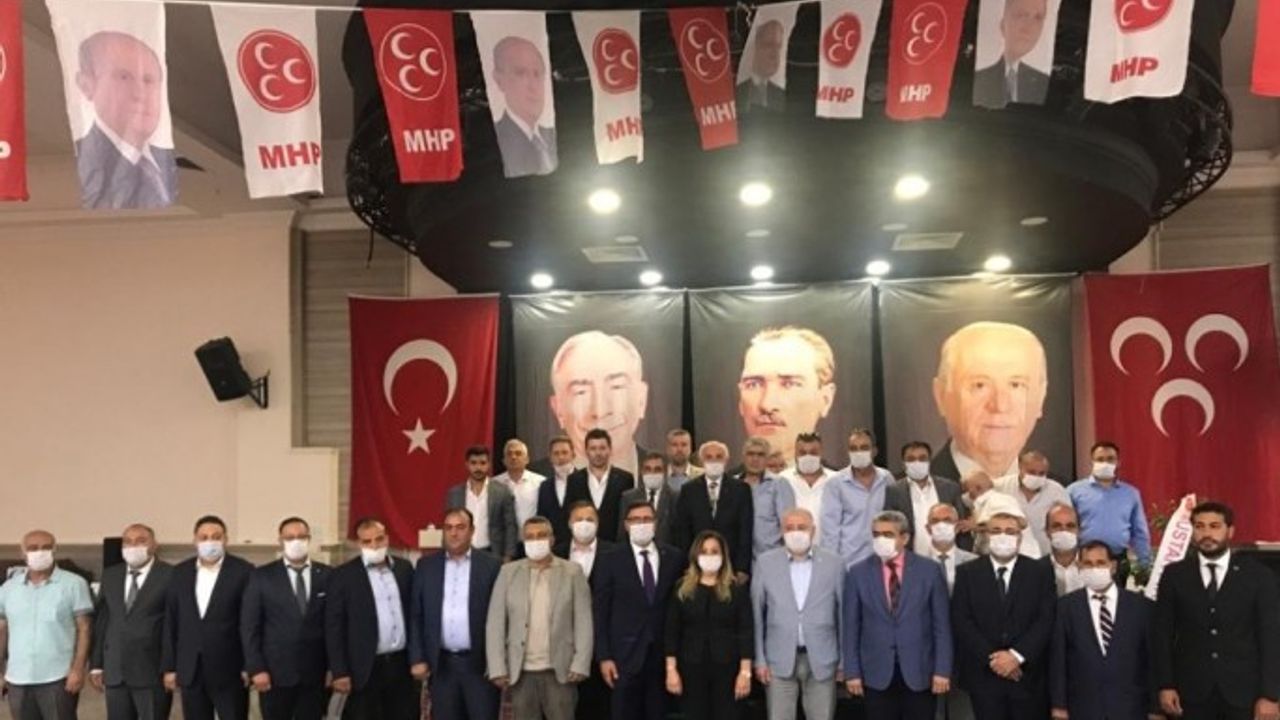 Murat İnan yeniden MHP Kuşadası ilçe başkanı seçildi
