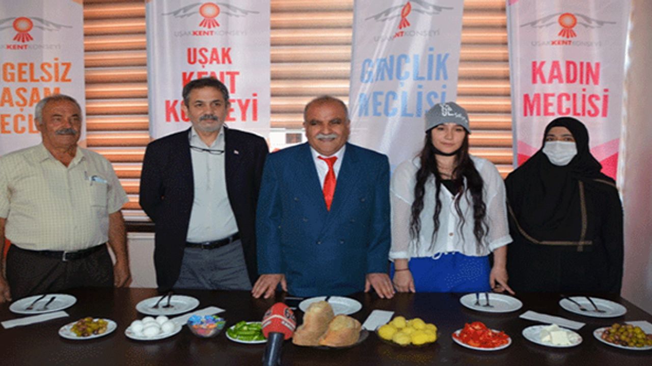 Uşak Kent Konseyi Başkanlığına ilk aday Ahmet Kozak oldu