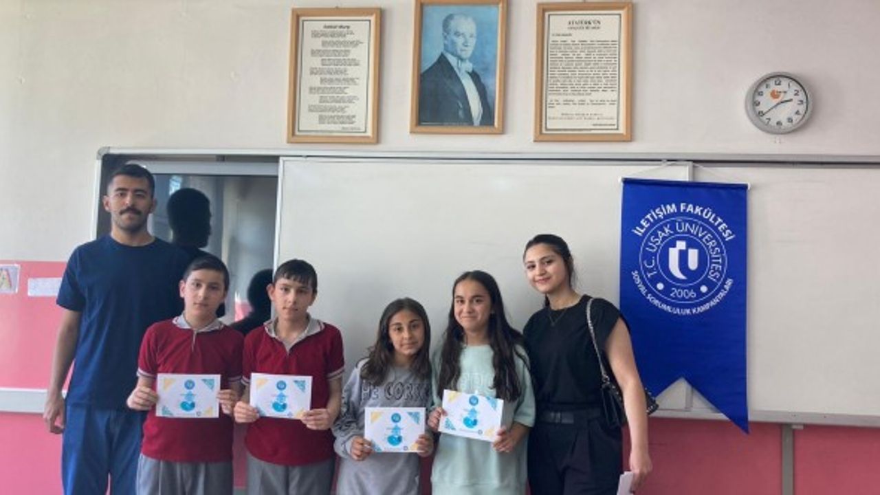 Uşak Üniversitesi Öğrencilerinden Enerji Tasarrufu projesi