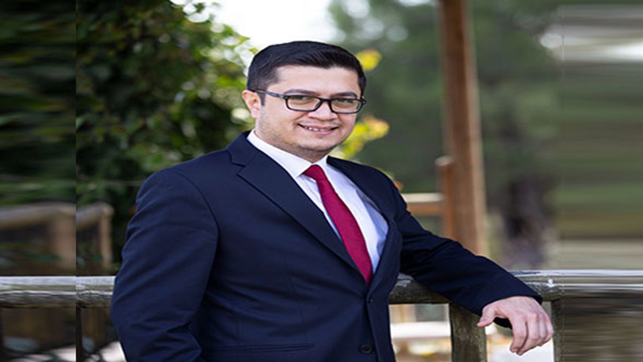 Ak Parti Aday Adayları Arasında Dikkatleri üzerine çeken Bir İsim Altan TUFAN