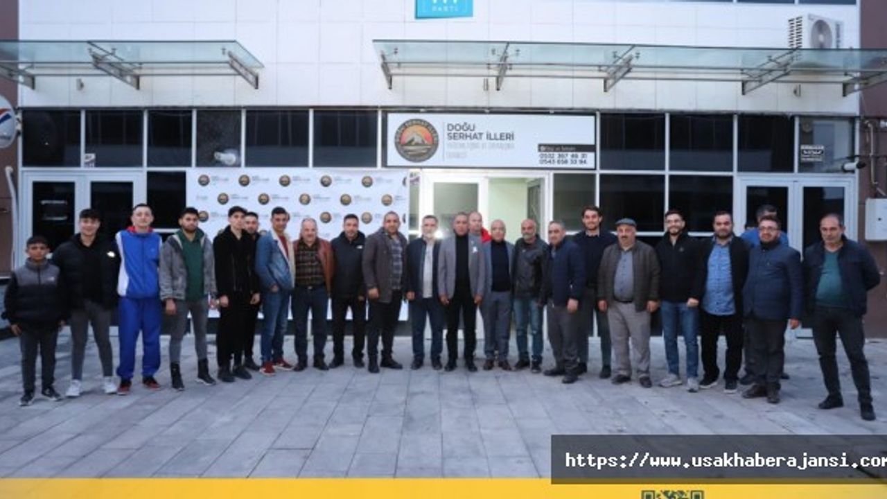 İyi Parti'nin Başkan Adayı Muhammet Gür, Doğu Serhat İlleri Derneği'ni Ziyareti