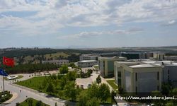 Kalitede Süreklilik: Uşak Üniversitesi’nin ISO 9001:2015 Sertifikası Bir Kez Daha Tescillendi
