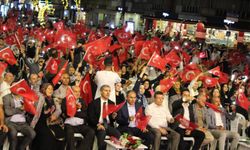 DİRENİŞ KAHRAMANLARINI ANMAK İÇİN UŞAK HALKI MEYDANDA TEK YÜREK OLDU!