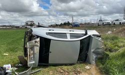 Uşak’ta Otomobil Tarlaya Devrildi, 4 Kişi Yaralandı