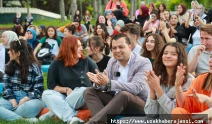 Genç Kuşak İle Söz Gençlerde