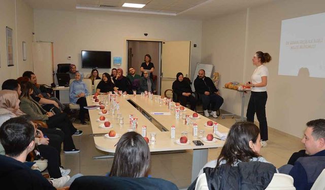 Uşak’ta Gebe Okulu Yoğun İlgi Görüyor