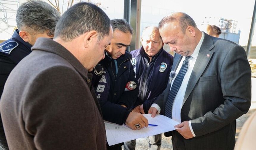 Uşak Belediyesi Kentte Farklı Noktalarda Çalışmalarını Sürdürüyor